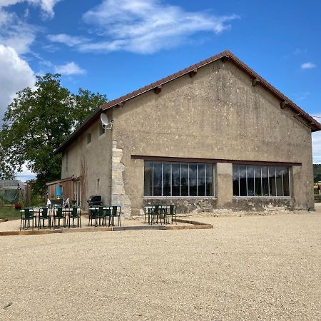 La Chambre Du Tonneau Montigny-sur-l'Ain Exterior foto